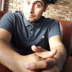 Meet your Posher, Andres